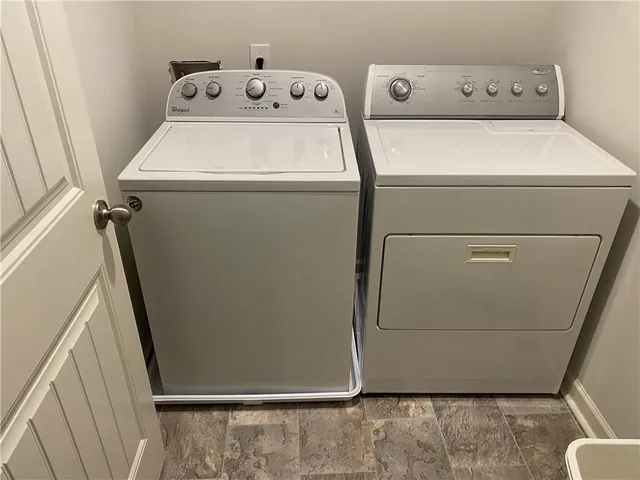 $2,200 | 6055 Hoot Owl Lane, Flowery Branch, GA 30542