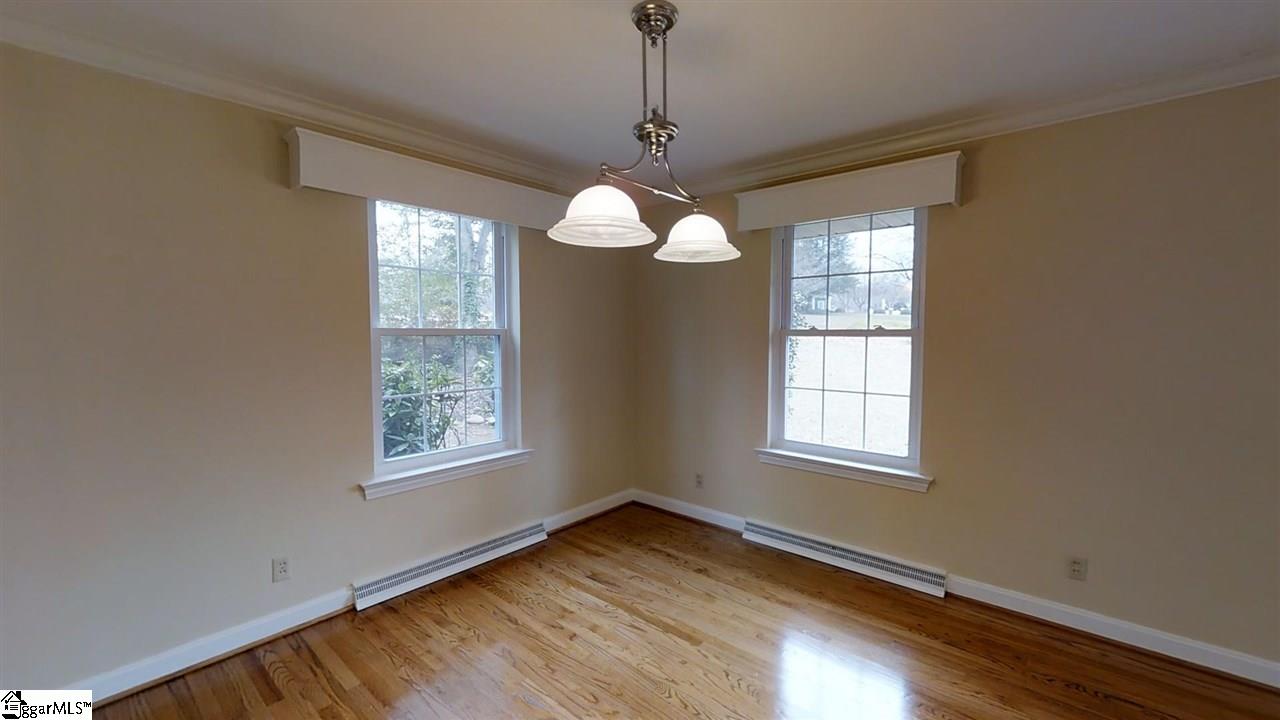 205 Rockmont Road Greenville, SC 29615 - Photo 4 of 31 Gallery Image 4