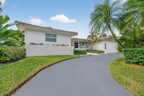 $1,238,000 | 20610 Northeast 22nd Court, Miami, FL 33180