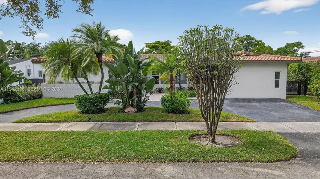 $1,238,000 | 20610 Northeast 22nd Court, Miami, FL 33180