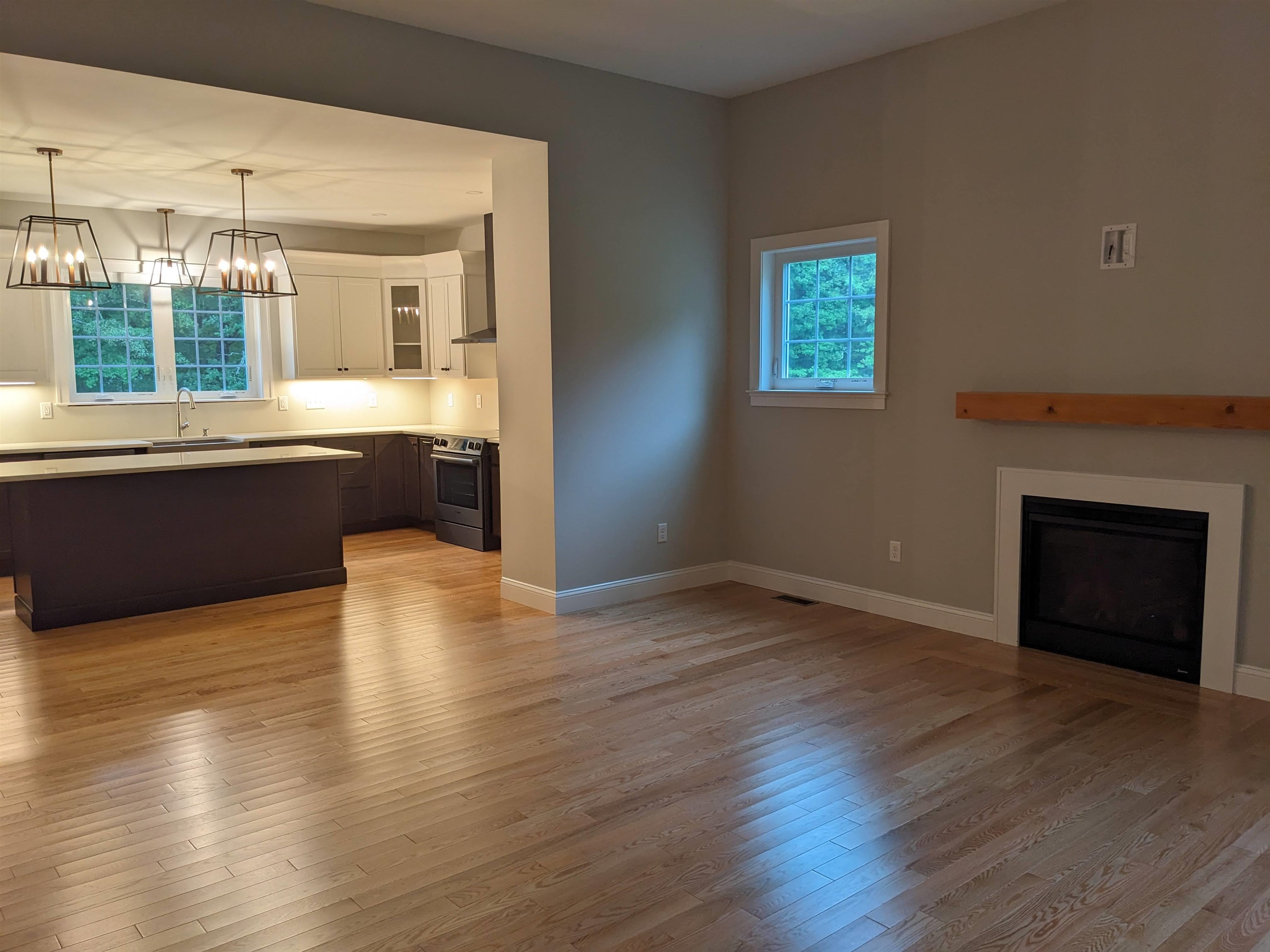 208 South Road, Unit 3 Fremont, NH 03044 - Photo 8 of 36