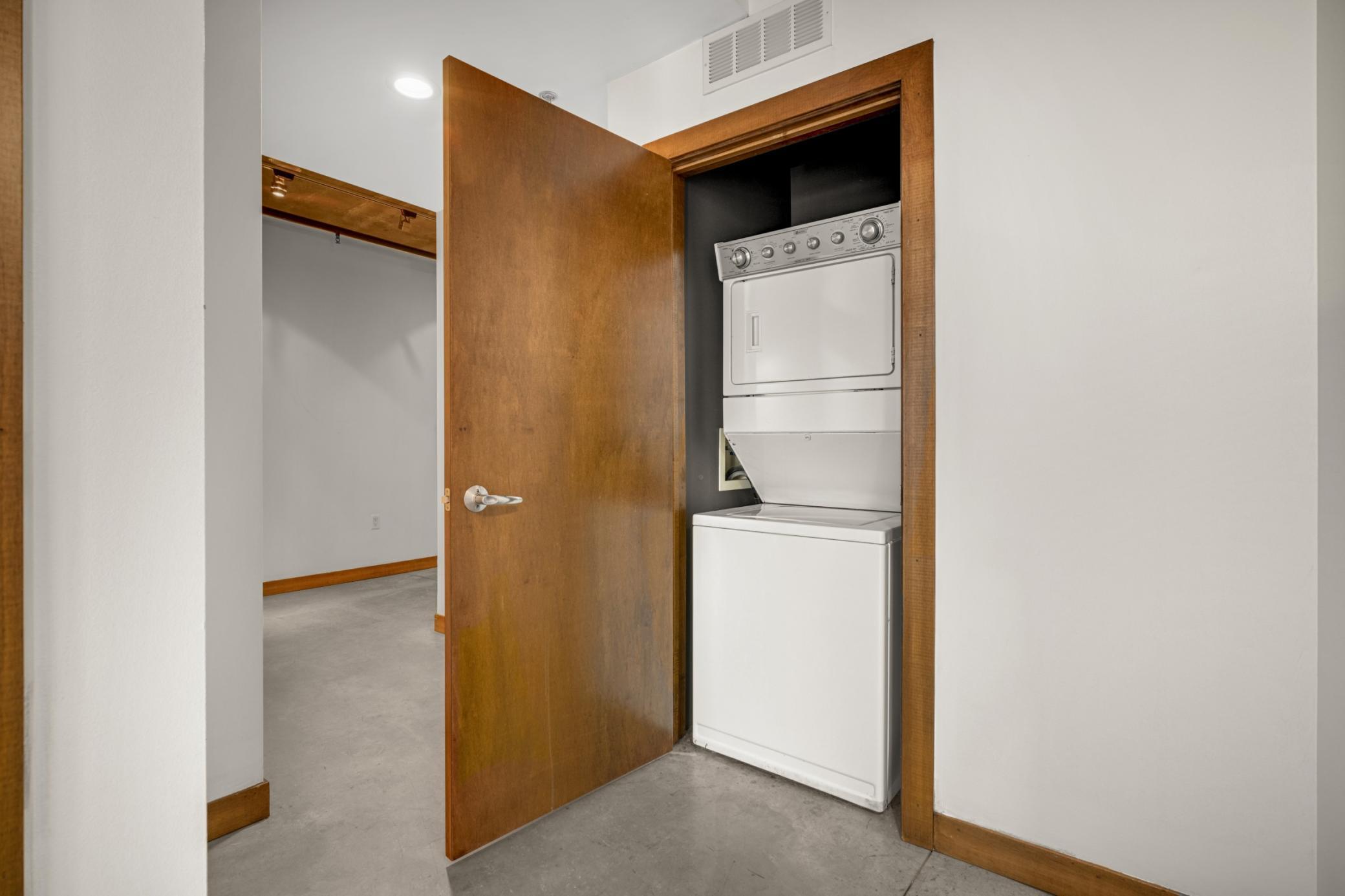 730 North 4th Street, Unit 412 Minneapolis, MN 55401 - Photo 25 of 57