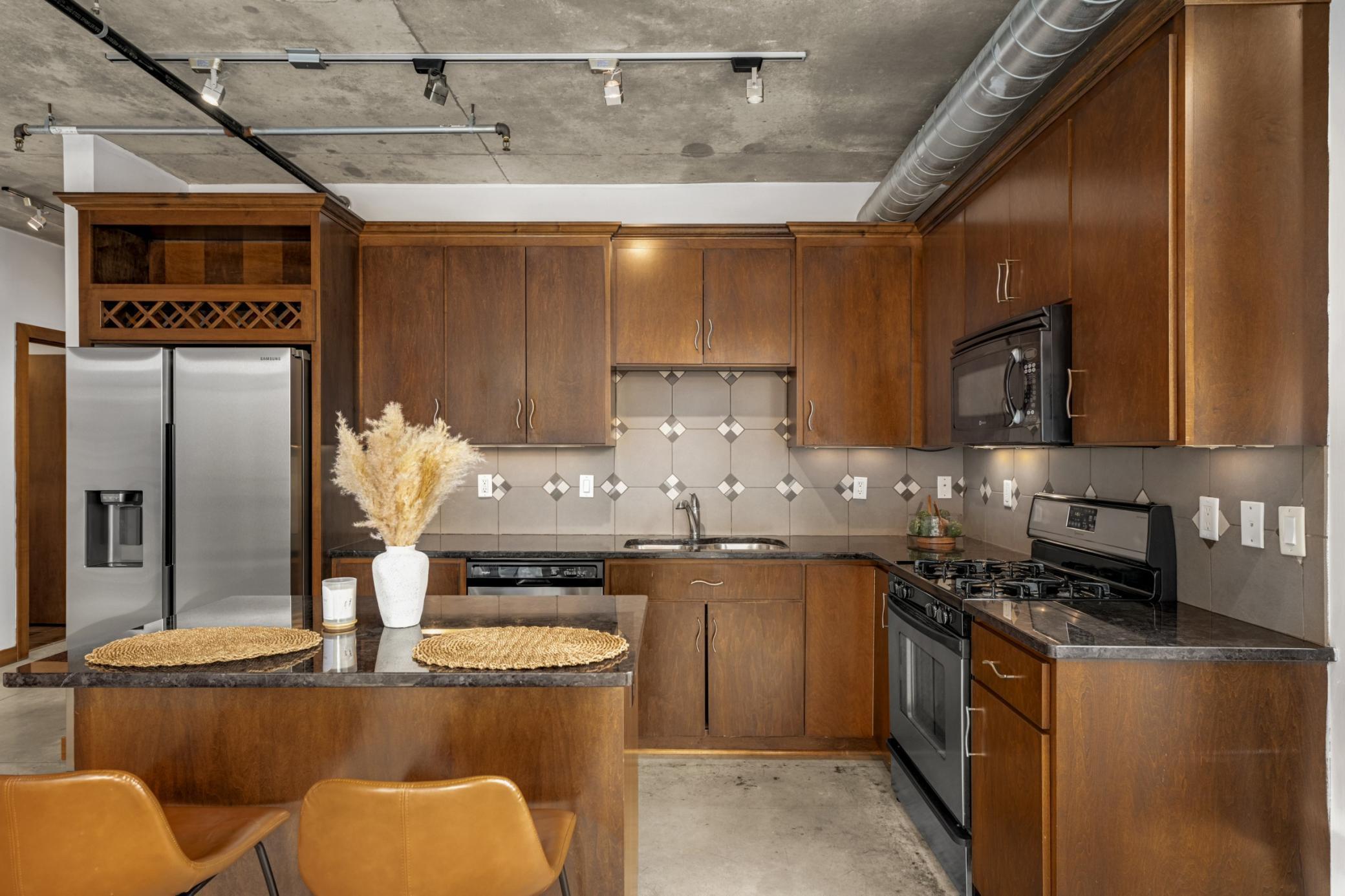 730 North 4th Street, Unit 412 Minneapolis, MN 55401 - Photo 8 of 57