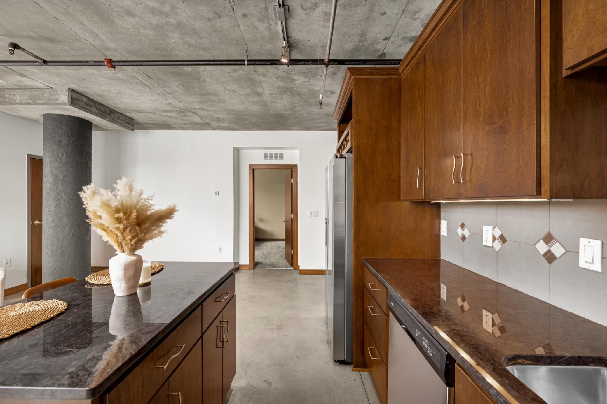 730 North 4th Street, Unit 412 Minneapolis, MN 55401 - Photo 10 of 57