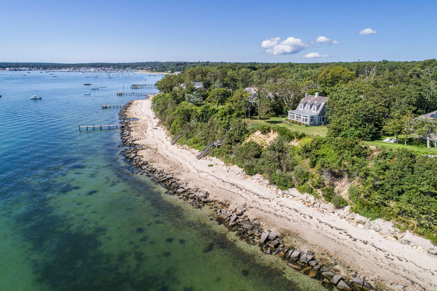 63 Harbor View Road Tisbury, MA 02568 - Photo 6 of 22 63HarborViewLane_0054