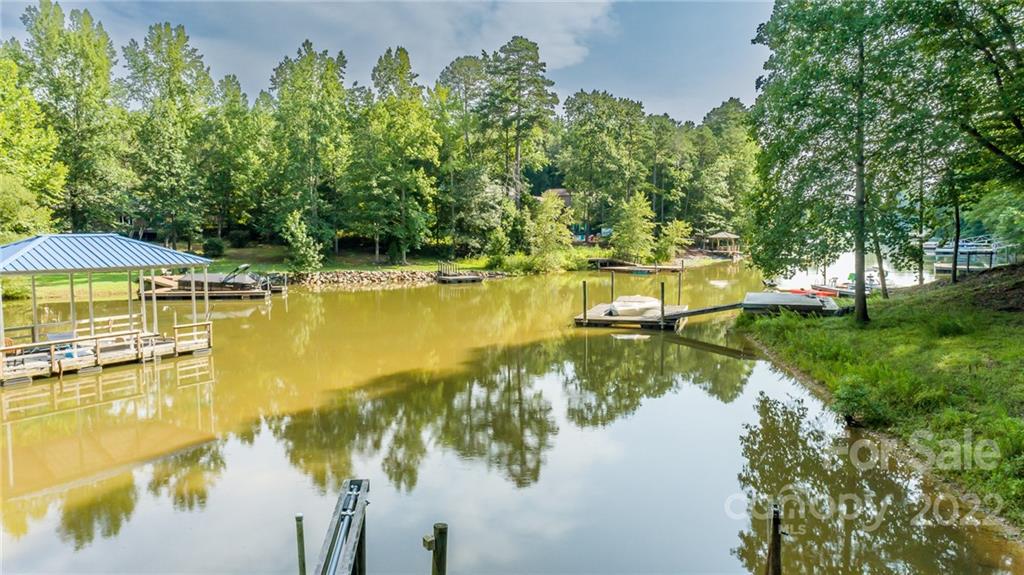 8040 Summit Ridge Drive Catawba, NC 28609 - Photo 6 of 24 Gallery Image 6