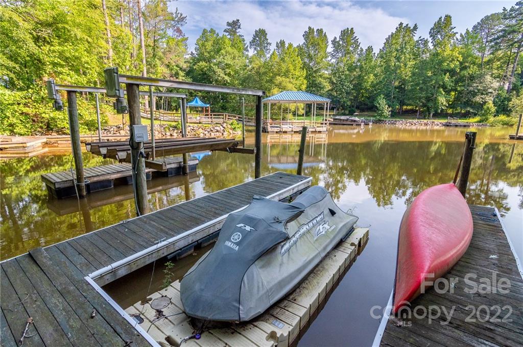 8040 Summit Ridge Drive Catawba, NC 28609 - Photo 7 of 24 Gallery Image 7