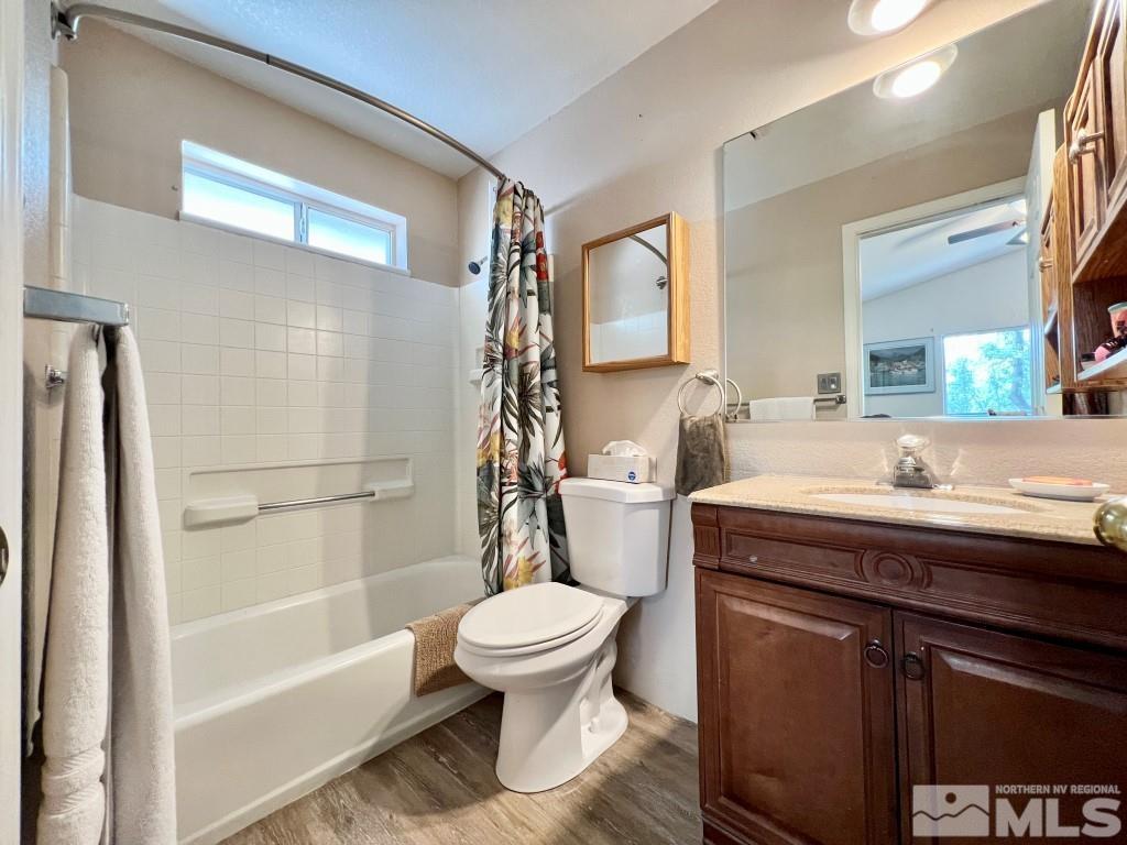 3365 Lookout Place Reno, NV 89503 - Photo 21 of 39 a bathroom with a sink toilet and shower