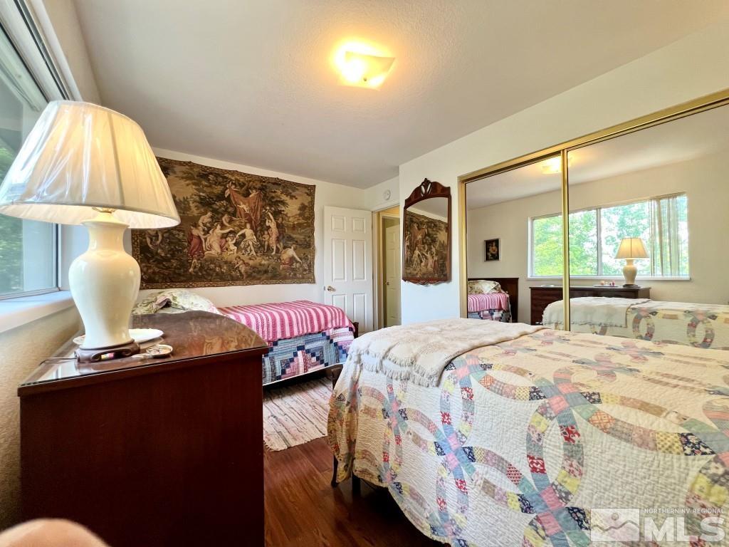 3365 Lookout Place Reno, NV 89503 - Photo 27 of 39 a bedroom with a bed and a window