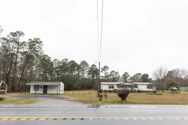 $275,000 | 3758 Highway 45, Pineville, SC 29468