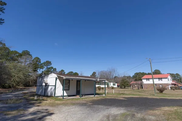 $275,000 | 3758 Highway 45, Pineville, SC 29468