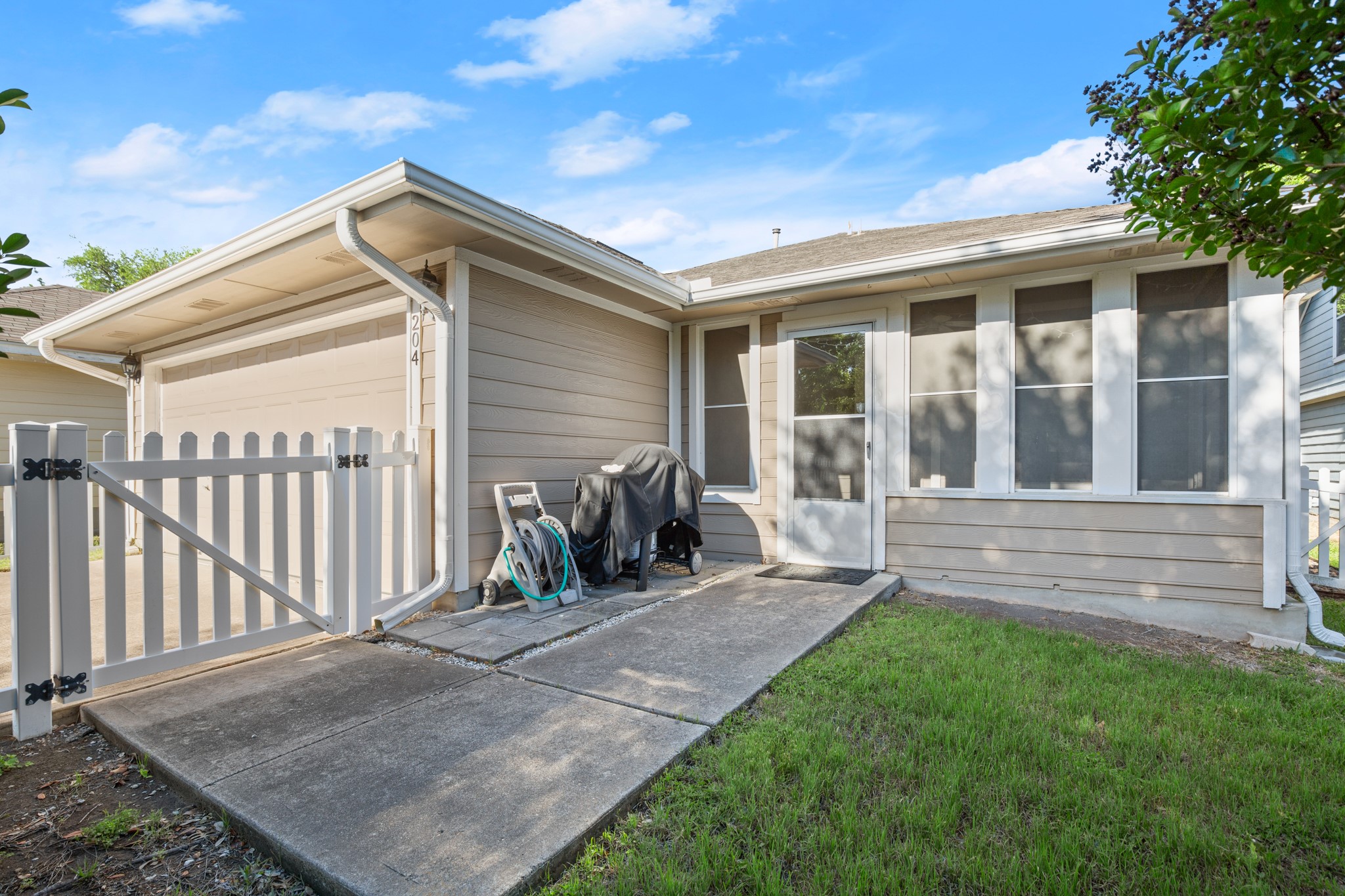 204 Crockett Road Cedar Park, TX 78613 - Photo 26 of 37 Back Patio