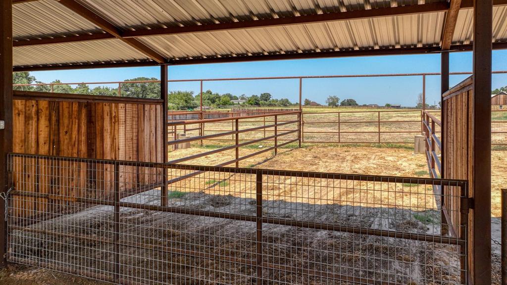 133 Prairie Lane Weatherford, TX 76087 - Photo 35 of 38 a view of a porch