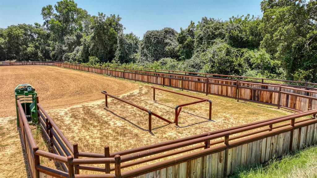 133 Prairie Lane Weatherford, TX 76087 - Photo 36 of 38 a view of a balcony with chairs