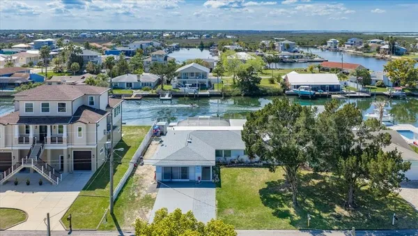 $575,000 | 3336 Gulfview Drive, Hernando Beach, FL 34607