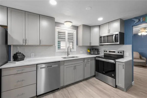 $575,000 | 3336 Gulfview Drive, Hernando Beach, FL 34607