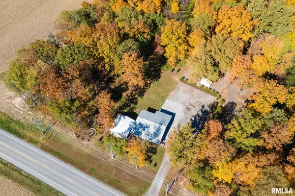 $213,000 | 23115 Highway 14, Macedonia, IL 62860