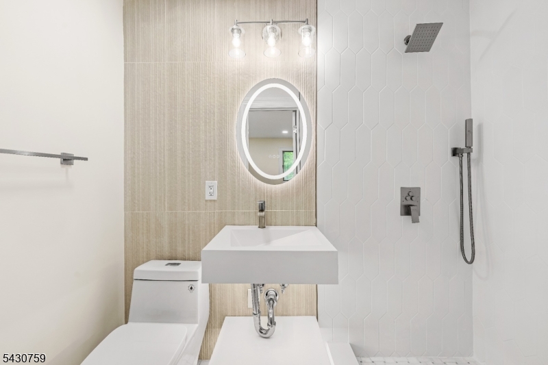 34 Miller Road Cranbury, NJ 08512 - Photo 20 of 37