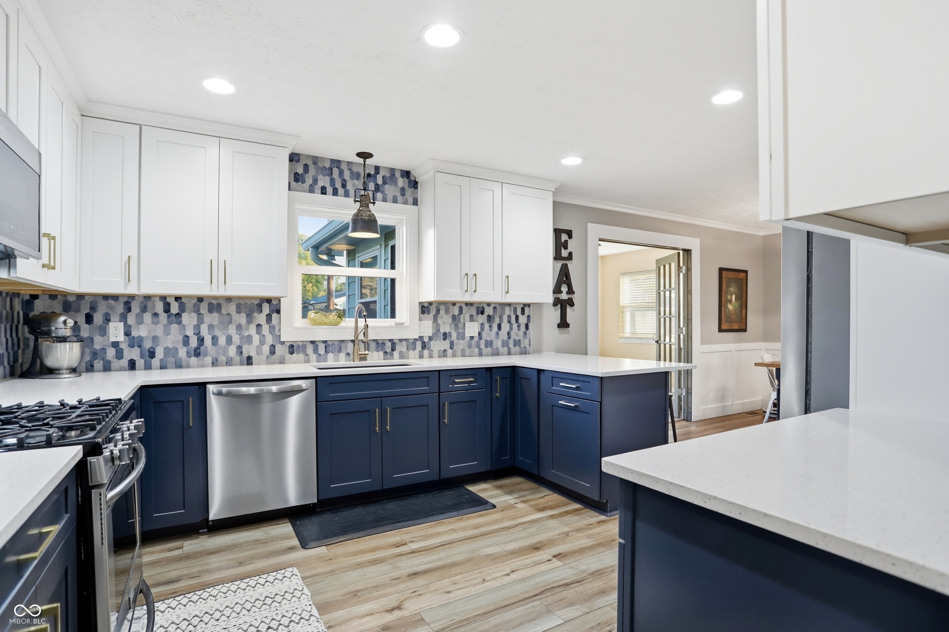 232 Charing Cross Road Indianapolis, IN 46217 - Photo 11 of 43 Gallery Image 11