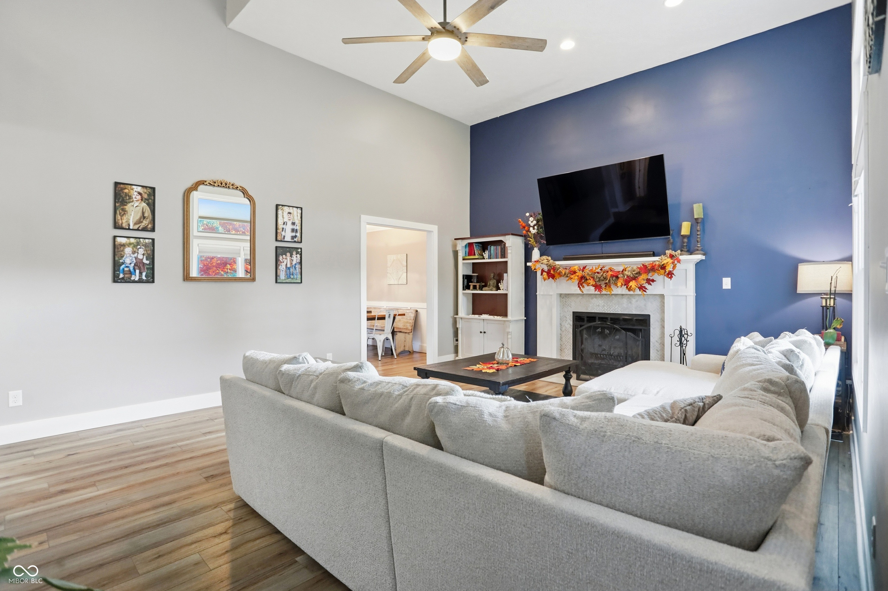 232 Charing Cross Road Indianapolis, IN 46217 - Photo 5 of 43 Gallery Image 5