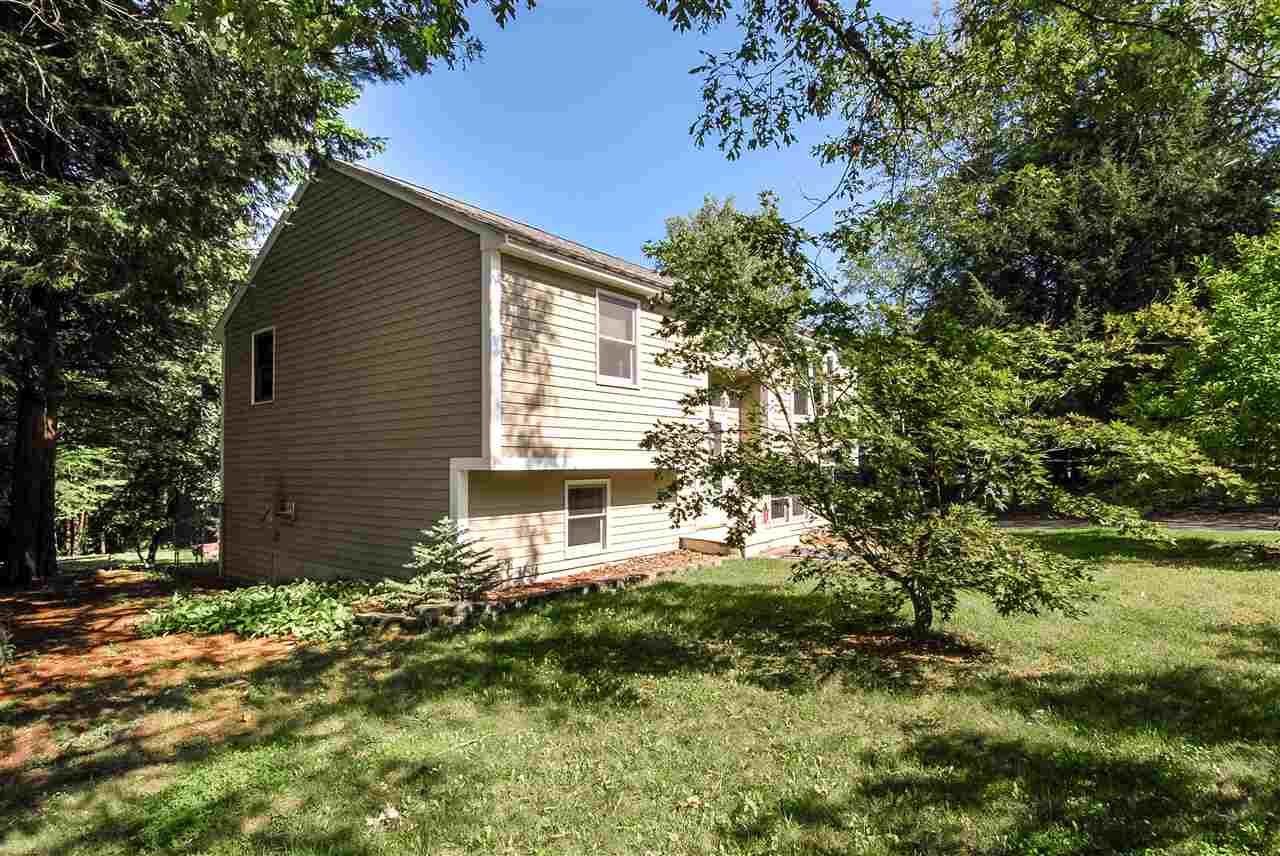 8 Pierce Road Raymond, NH 03077 - Photo 33 of 37