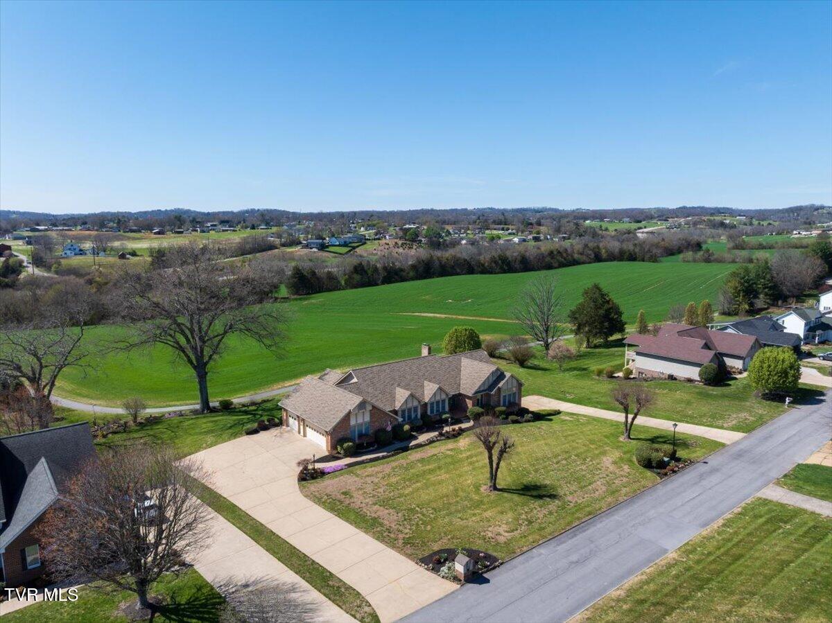 185 Appian Way Greeneville, TN 37745 - Photo 2 of 67 2