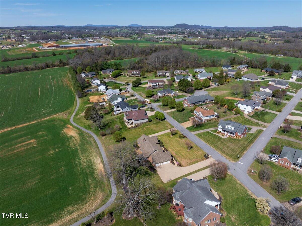 185 Appian Way Greeneville, TN 37745 - Photo 7 of 67 7