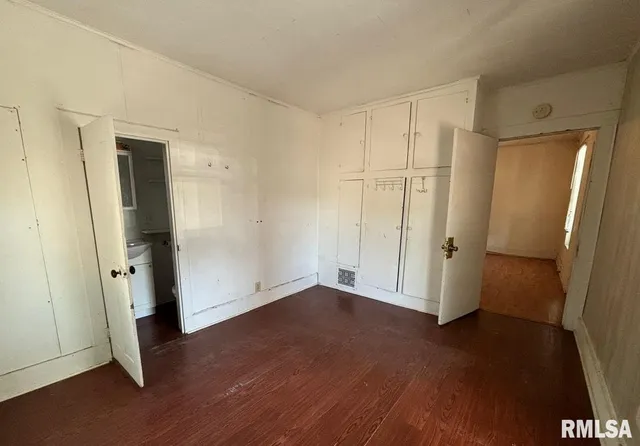 $49,900 | 314 East Hester Street, Carbondale, IL 62901