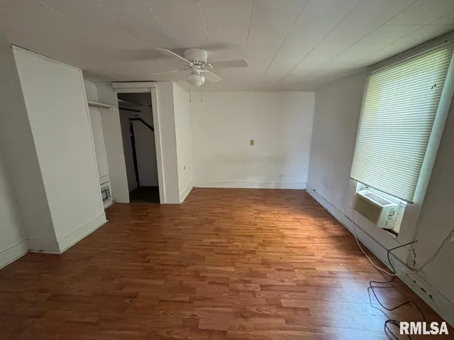 $49,900 | 314 East Hester Street, Carbondale, IL 62901