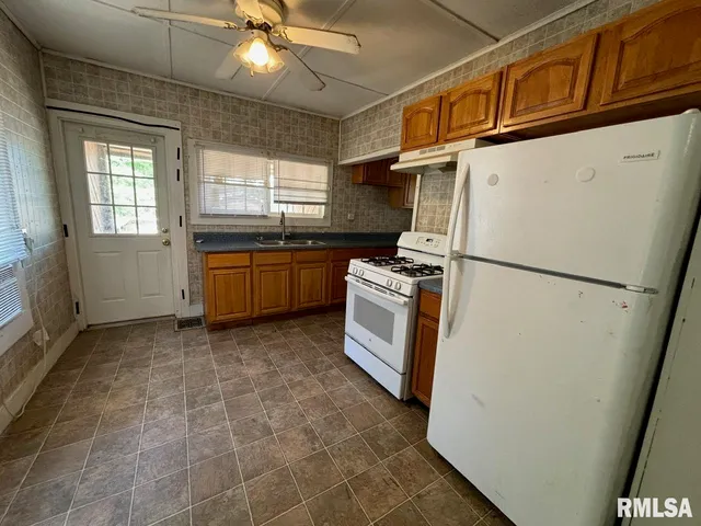 $49,900 | 314 East Hester Street, Carbondale, IL 62901