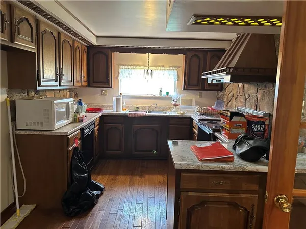 $239,900 | 150 Orchard Street, Monroeville, PA 15146