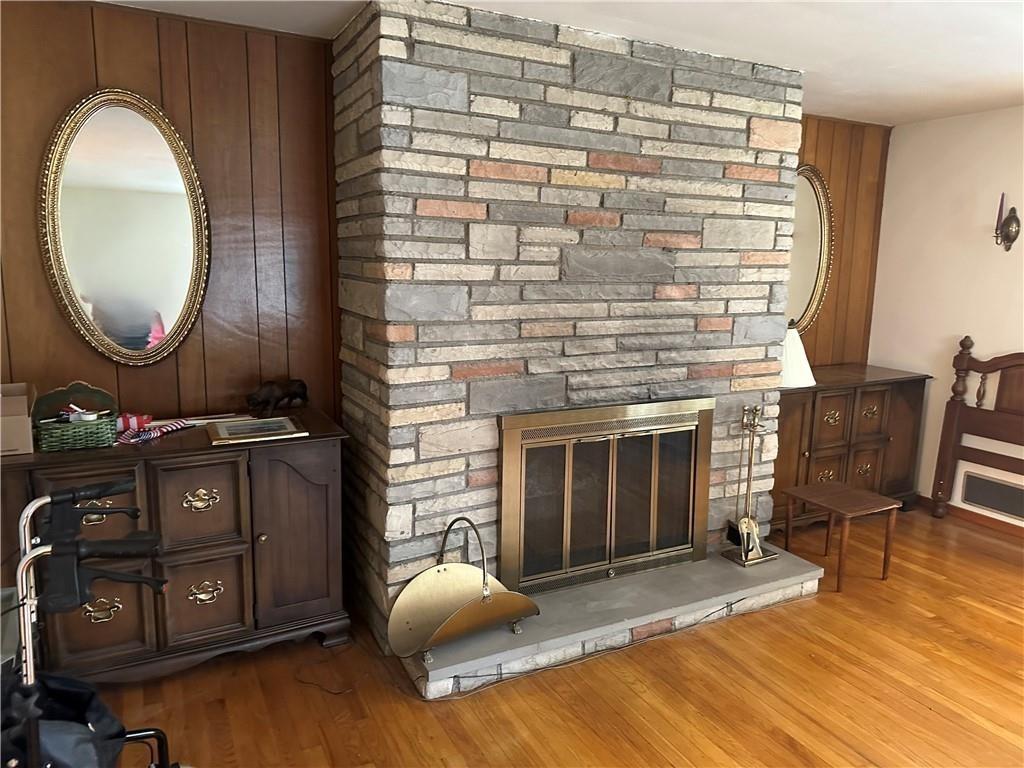 150 Orchard Street Monroeville, PA 15146 - Photo 10 of 10 a view of a livingroom with furniture and a mirror