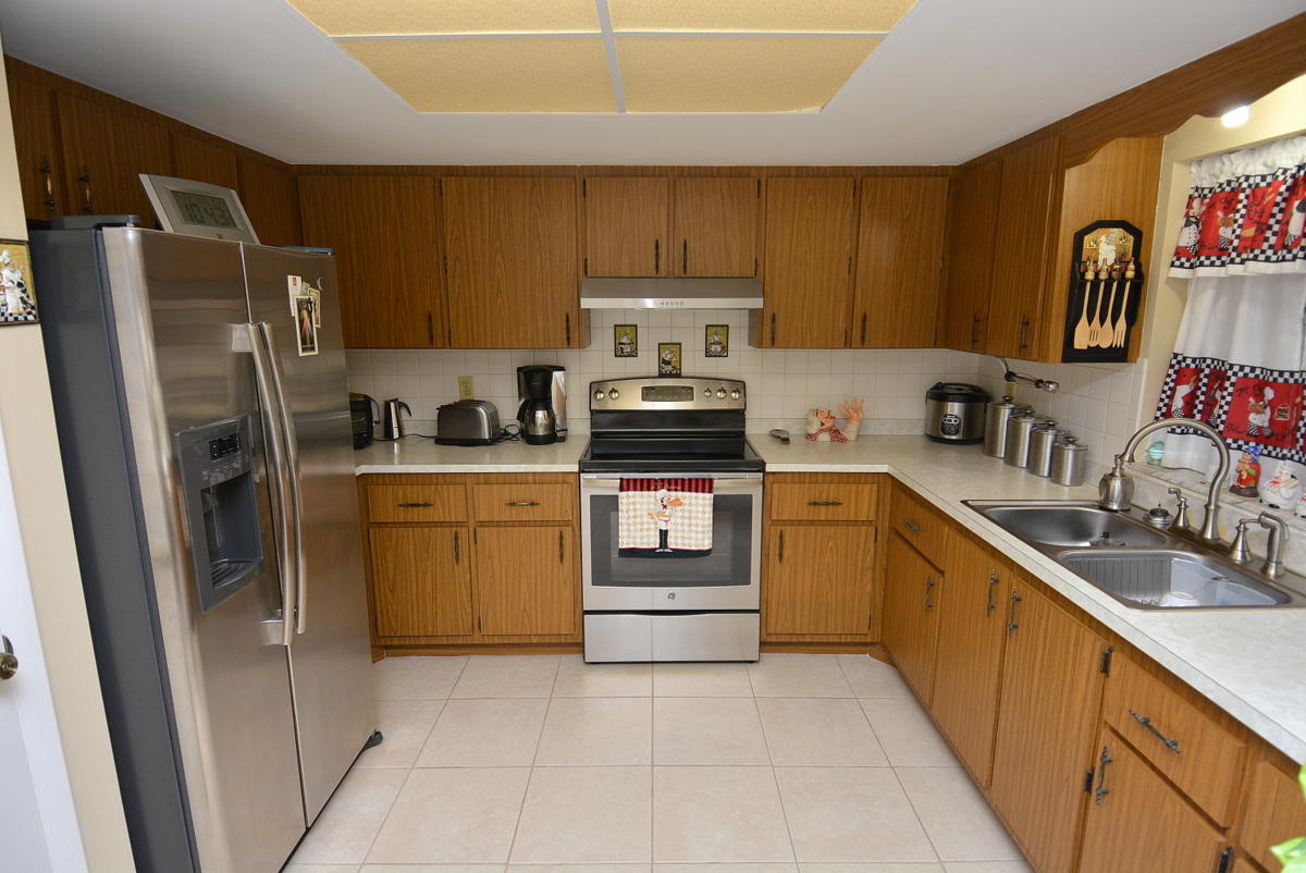 7006 Kenwood Road Fort Pierce, FL 34951 - Photo 23 of 55 23 kitchen 3