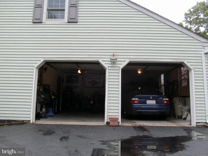 514 Pine Creek Road Exton, PA 19341 - Photo 25 of 25 Garage