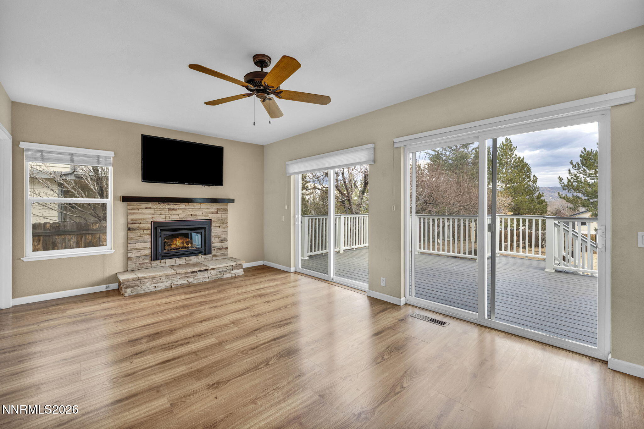 14390 Sundance Drive Reno, NV 89511 - Photo 12 of 33 Family Room