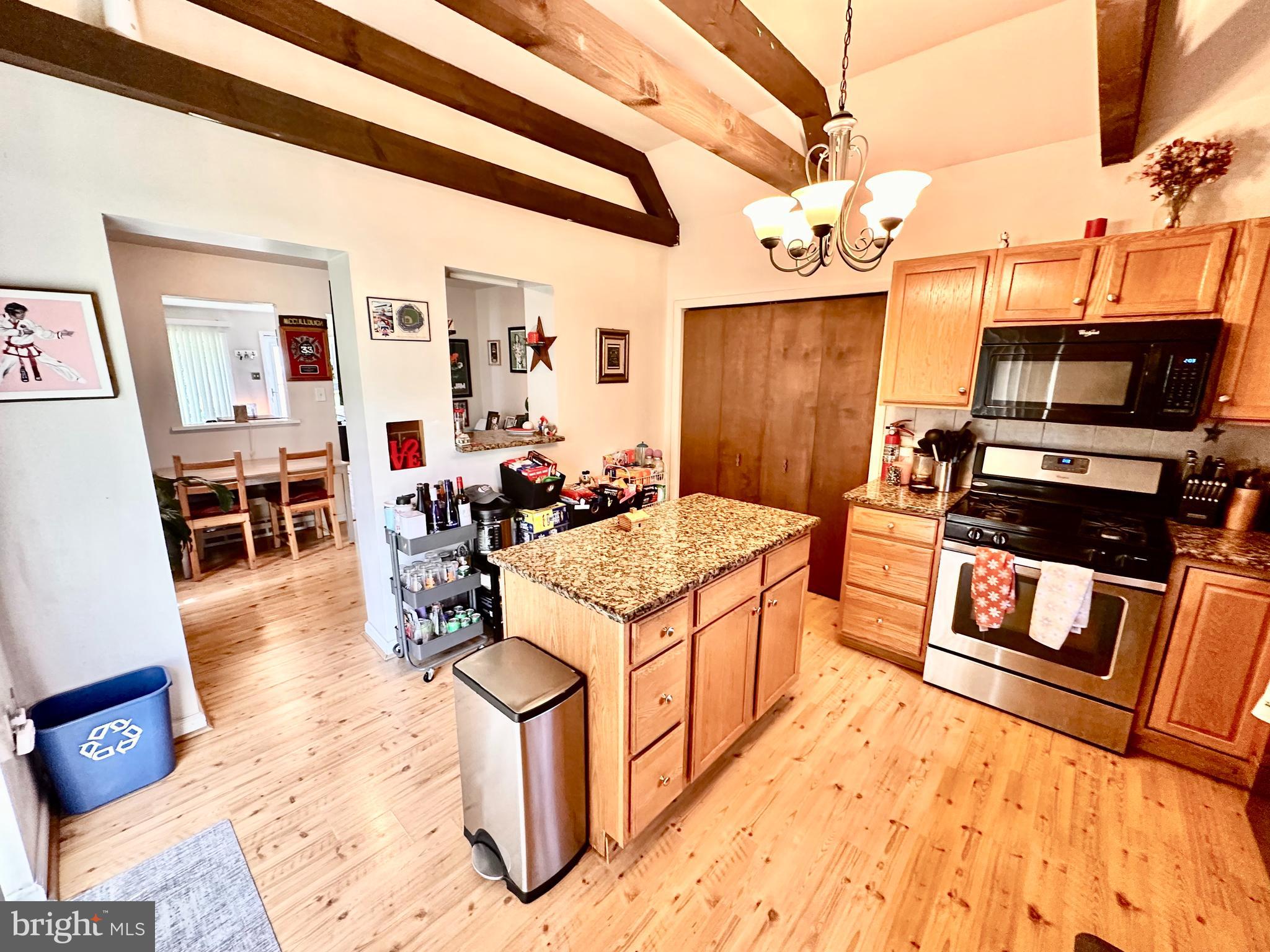 904 Scotia Road Philadelphia, PA 19128 - Photo 12 of 25