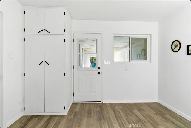 an empty room with a empty space