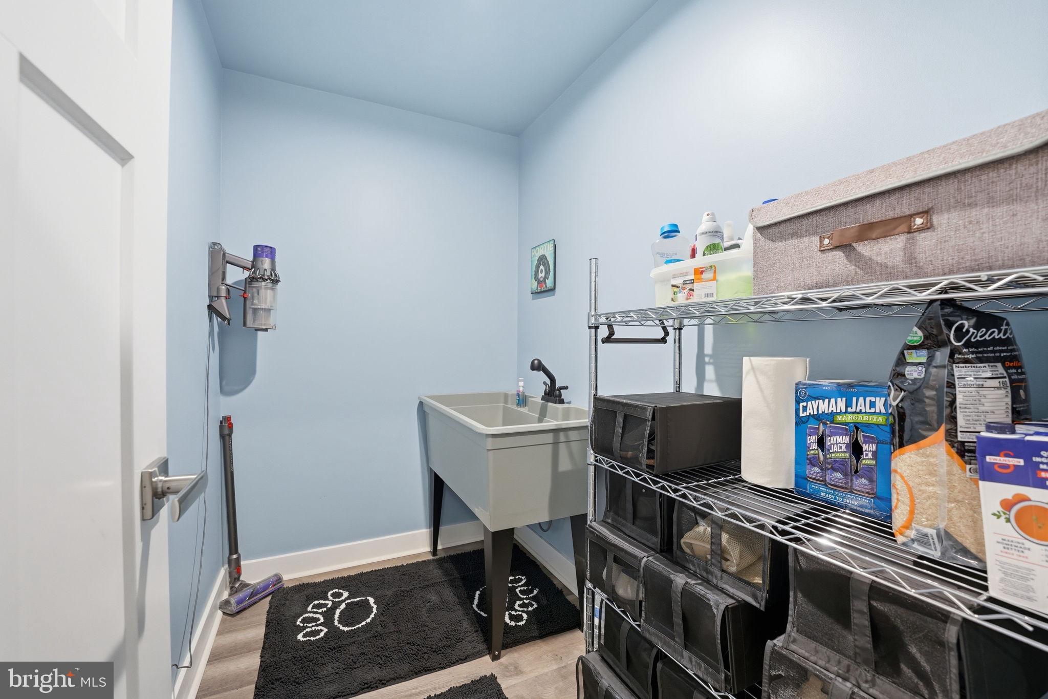 18112 Red Cedar Road Dumfries, VA 22026 - Photo 37 of 69 a view of a workspace with furniture