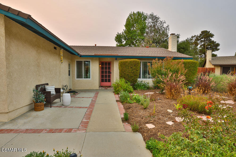 14455 East Rutger Circle Moorpark, CA 93021 - Photo 3 of 28 8I6A9387