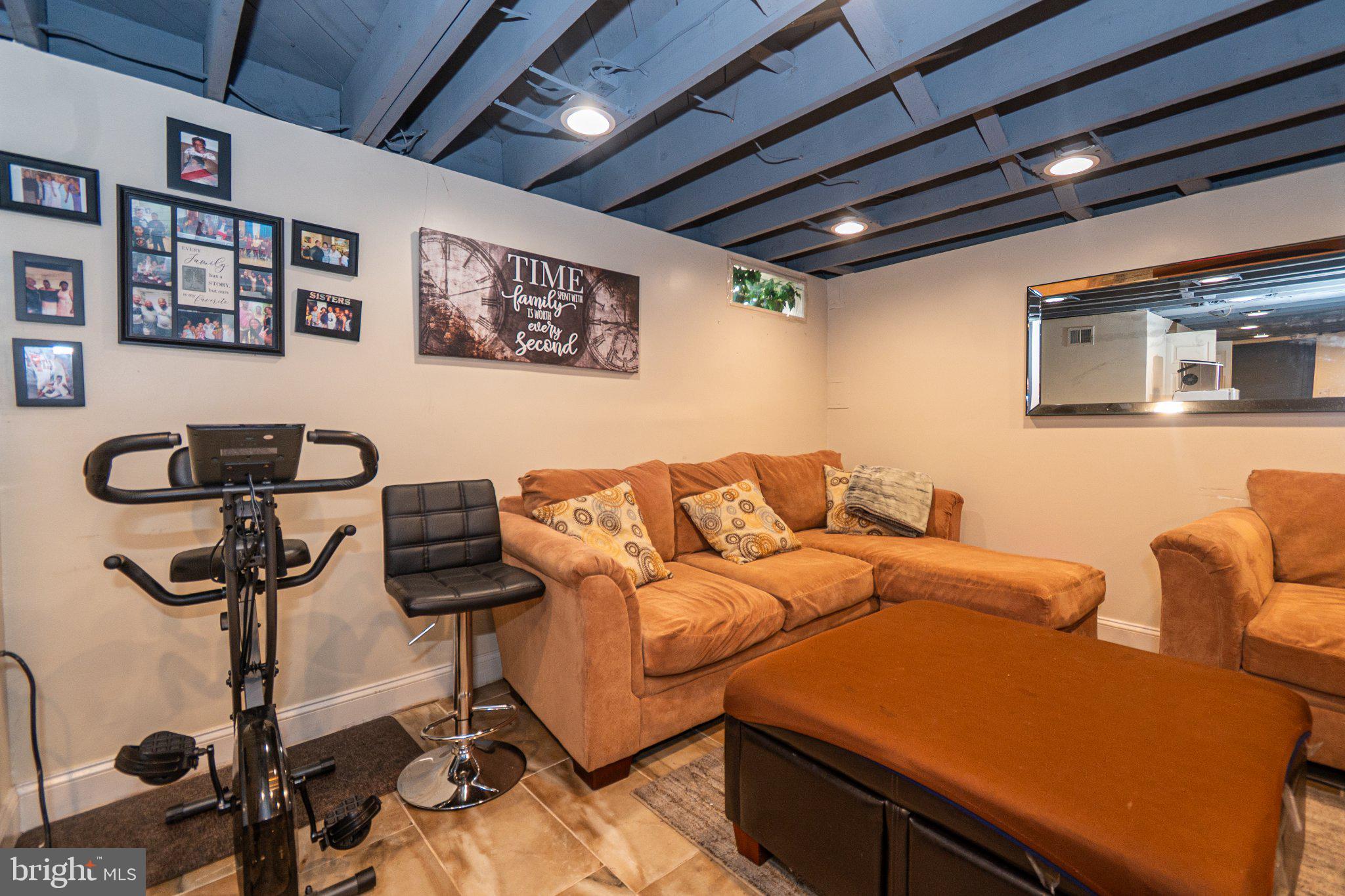 2929 Mallview Road Baltimore, MD 21230 - Photo 18 of 35