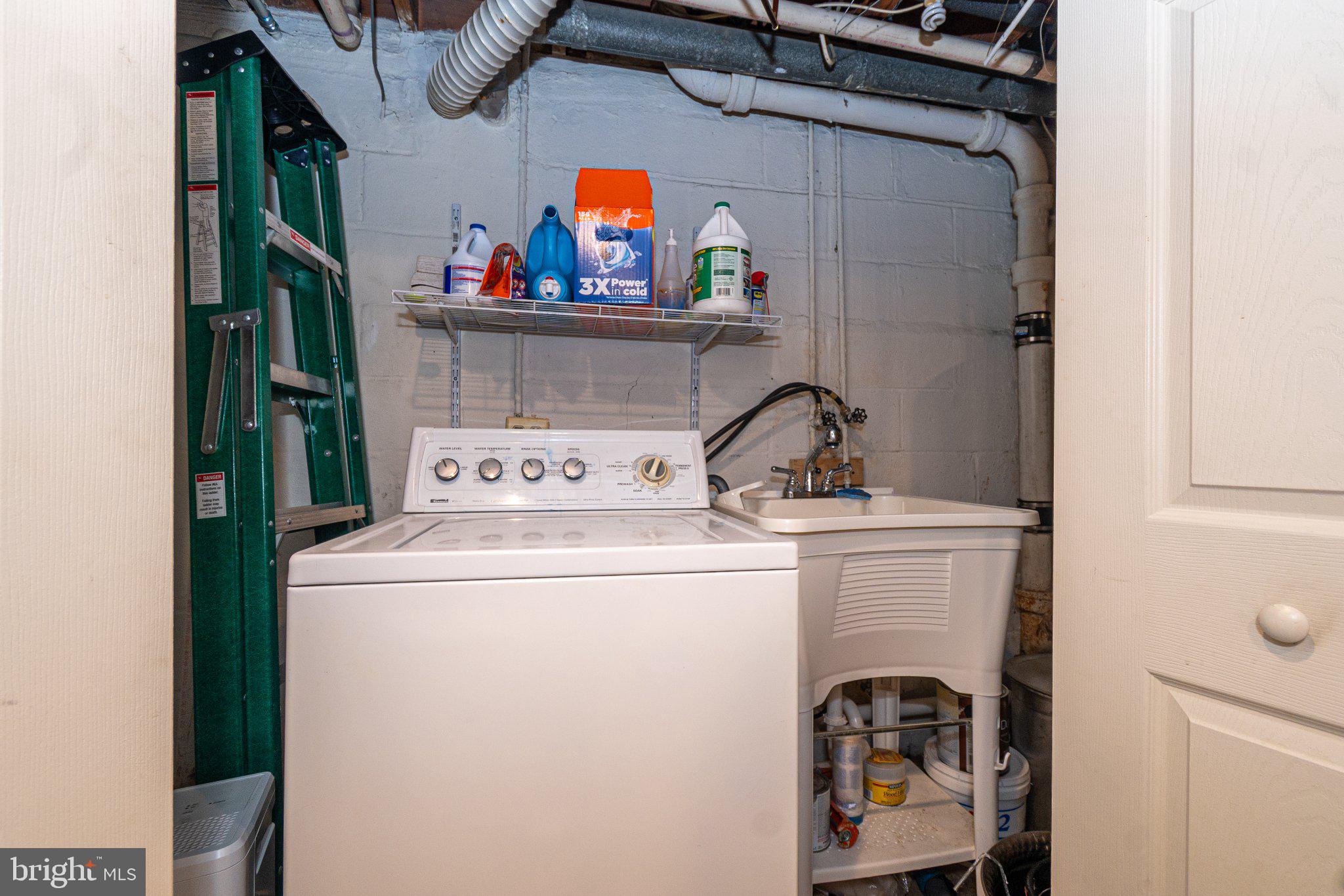 2929 Mallview Road Baltimore, MD 21230 - Photo 26 of 35 Functional laundry space in the basement.