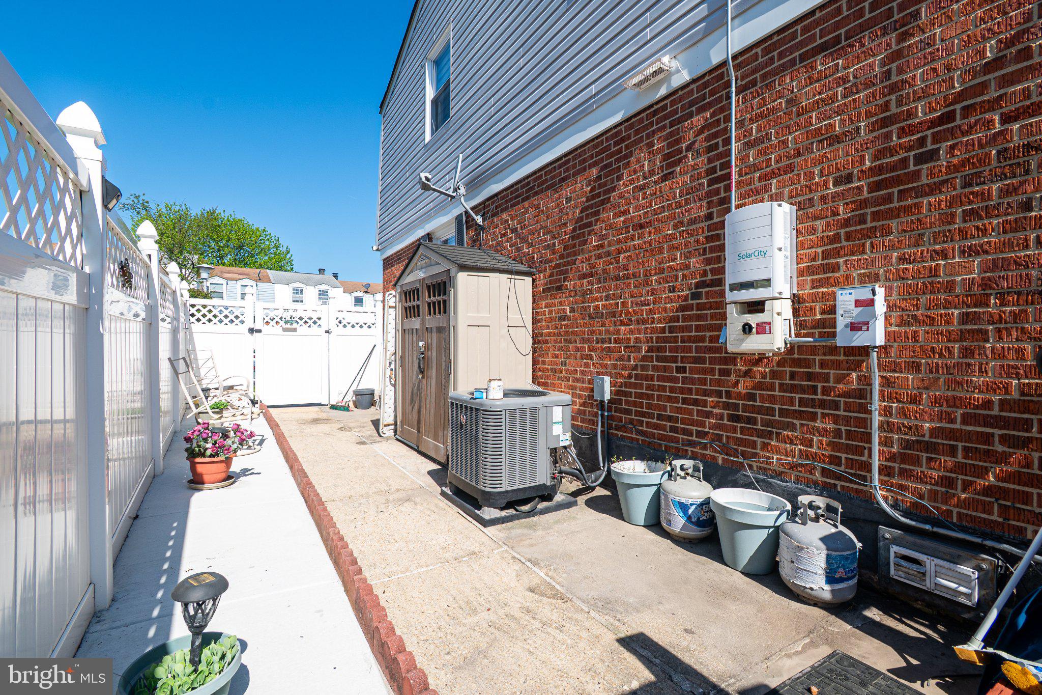 2929 Mallview Road Baltimore, MD 21230 - Photo 32 of 35 Charming outdoor space with utility features.