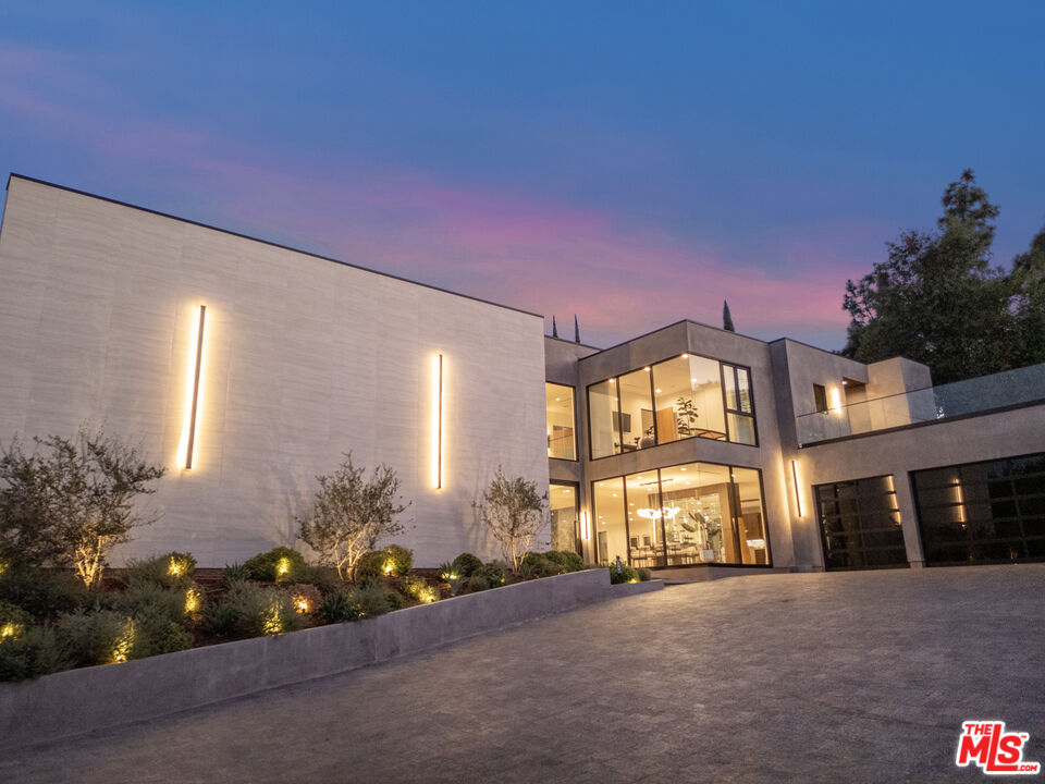 4246 Levitt Lane Sherman Oaks, CA 91403 - Photo 61 of 63 a view of a house with a yard