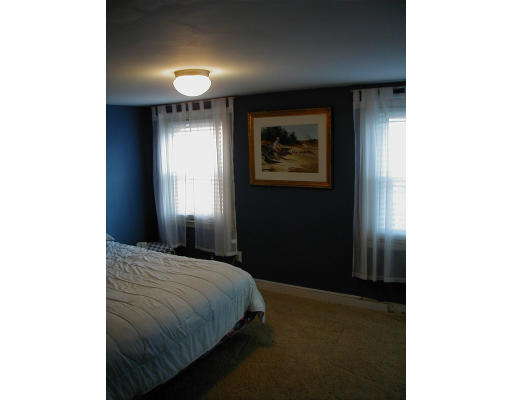 12-14 Shoreside Road Quincy, MA 02169 - Photo 8 of 12 Gallery Image 8