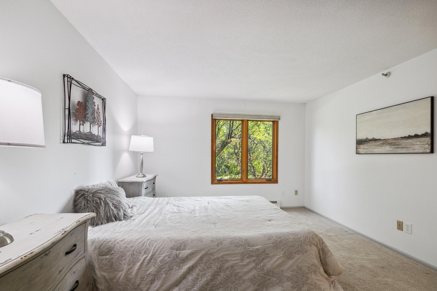 14601 Atrium Way, Unit 329 Minnetonka, MN 55345 - Photo 14 of 47