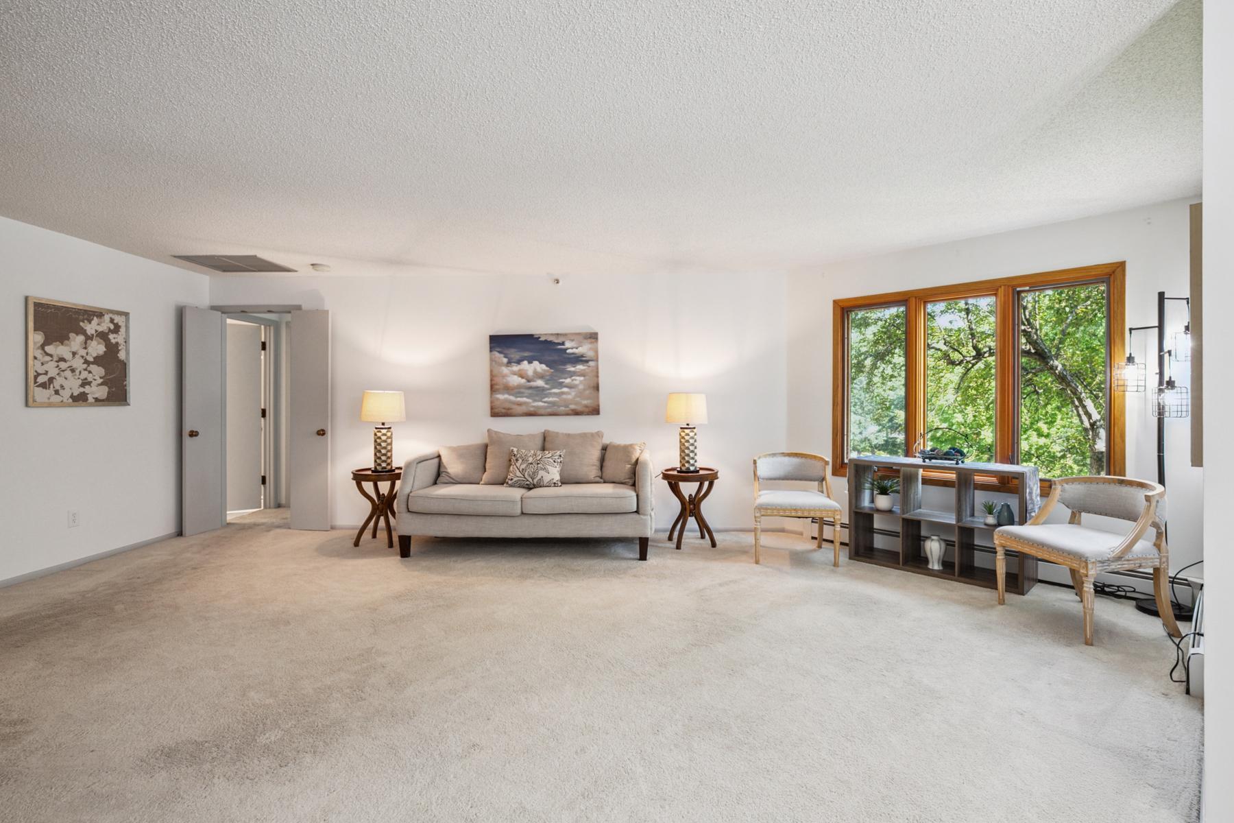 14601 Atrium Way, Unit 329 Minnetonka, MN 55345 - Photo 8 of 47