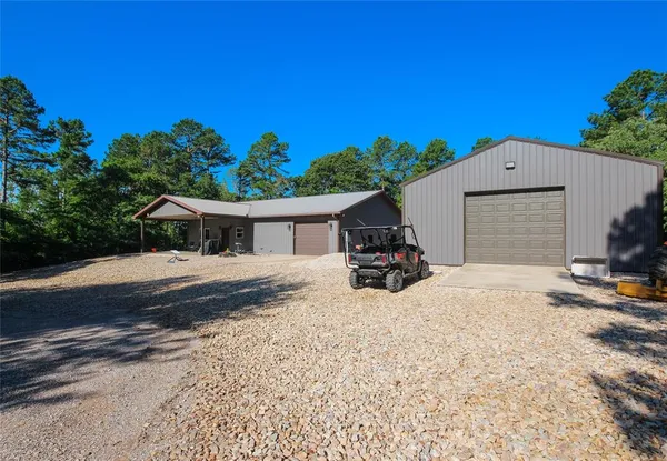 $554,900 | 5000 Farm To Market 315, Chandler, TX 75758