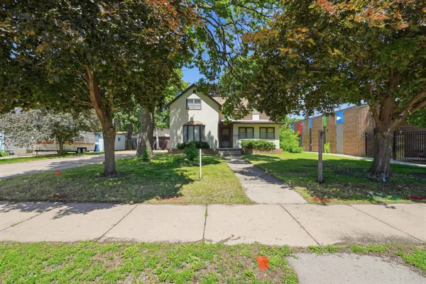 $299,900 | 1218 4th Street Northwest, Elk River, MN 55330