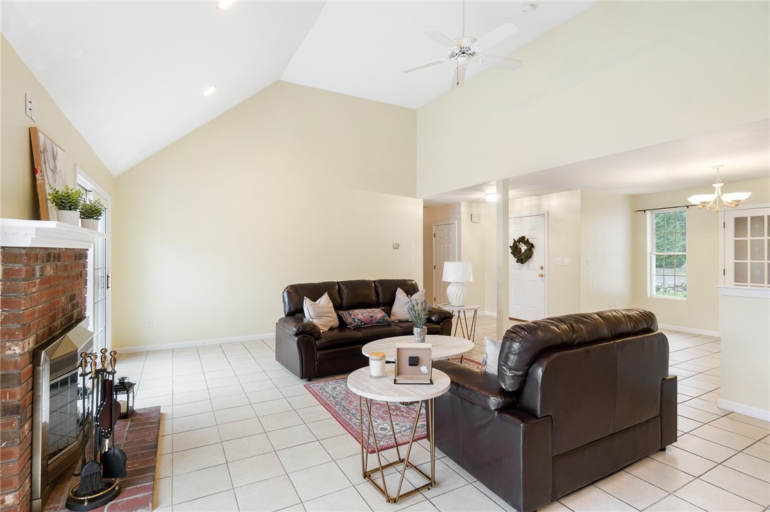 195 Angell Road Lincoln, RI 02865 - Photo 14 of 35 Gallery Image 14