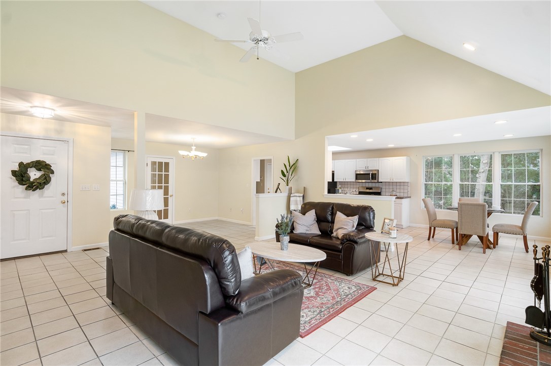195 Angell Road Lincoln, RI 02865 - Photo 15 of 35 Gallery Image 15